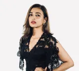 Radhika Apte comments on rest for men and women after office