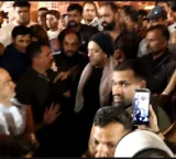 Salman Khan sneaks in a moment to make little boys happy amid being mobbed by fans