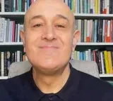 Jim Al Khalili says hope of stopping aging is a waste of time