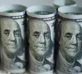 SBI Research predicts 5 lakh crore profit for banks from dollar deposits