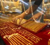Huge theft in Begumpet 81 tolas gold and cash stolen