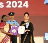Yami Gautam wins Best Actress Sukumar and Nag Ashwin receive National Awards