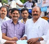 ఖైరతాబాద్‌ మహా గణపతిని దర్శించుకుని పూజలు చేసిన వేదవ్యాస్‌ సినిమా టీమ్‌
