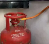 Do you know how often the gas pipe should be changed