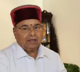 K’taka Guv warns Shivakumar govt over Vande Mataram order