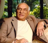Jackie Shroff remembers Yash Chopra on his birth anniversary: ‘Always in our hearts’