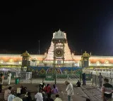 Tirumala Venkateswara Swamy receives massive hundi income on Sunday
