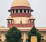 SC seeks Centre’s response on UPI charges above Rs 2,000; declines interim stay