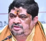 Ponnam Prabhakar says no politics in the name of God
