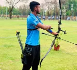 Neeraj stuns three-time Olympic gold medallist to enter recurve individual QF; Dhiraj also progresses