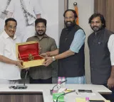 Telangana CM urges Centre to expedite approvals for Tummidihatti barrage