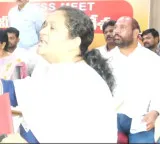 Sumalatha Jani Master high drama at Film Chamber with Federation leaders