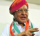 Shankersinh Vaghela sensational comments on manual scavenging and reservations