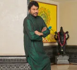 Chiranjeevi urges film fraternity to unite against misuse of AI after morphed 'Chuttamalle' video