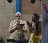 Narendra Modi completes 25 years in office and performs special prayers