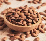 Almonds in winter daily dosage and health benefits explained