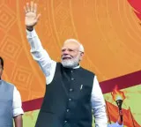 Narendra Modi reveals five goals and gives a new slogan to Indians