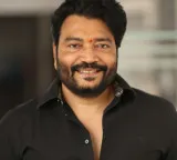 యూనివర్సల్ ఎమోషన్స్ ఉన్న కథ మా "క్రేజీ కల్యాణం": బూసం జగన్ మోహన్ రెడ్డి