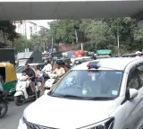 Stones pelted at bus carrying detained CJP protesters in Delhi's Jhandewalan