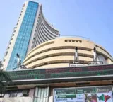 Sensex drops 548 points and Nifty falls below 22400