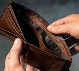American families face heavy debt burden as defaults hit a 15-year high