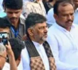 Is this the respect Rahul Gandhi gives to his own party CM BJP satires on DK pushing incident