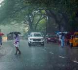Northeast monsoon approaches Kerala, four districts on orange alert