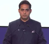 Akash Ambani says 60 percent of Indias wireless data is ours
