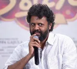 Bhadrappa Gajula gets emotional seeing parents at Crazy Kalyanam event