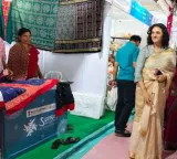 Xu Feihong Chinese Ambassador at Vijayawada Saras Mela praises women skills