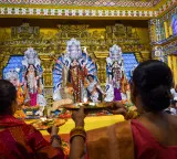 Navratri Day-9: Devotees throng temples across nation, seek blessings of Goddess Durga
