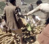 Yemen: 25 killed, 30 injured in missile attack on military camp