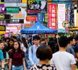 China offers 33 lakh crore incentives but citizens avoid shopping