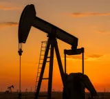 Crude oil climbs to 5-month high on Middle East tensions, shipping security fears