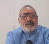 'Tukde-Tukde gang' trying to divide country, PM Modi right in Vijayadashami message: Giriraj Singh
