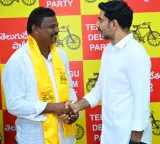 Nara Lokesh welcomes key YSRCP leader into TDP in Mangalagiri shock