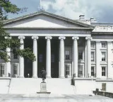 US targets lawyers behind Iran's shadow fleet