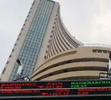 Stock Market ends in losses for fourth consecutive day as Sensex drops 126 points