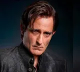 Akshaye Khanna says I want to meet people but lack the skills