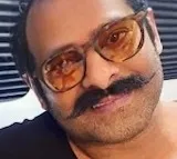 Prabhas Photo With Bald Head Goes Viral On Social Media