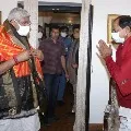 KCR meets Jala Shakti minister Gajendra Singh Shekhawat