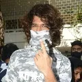 Vijay Devarakonda casts his vote in GHMC elections
