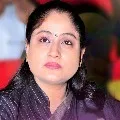 Vijayasanthi reacts to CM KCR latest statements
