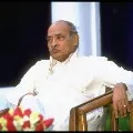 Sonia Gandhi praises PV Narasimharao