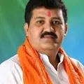 Crowd gathers as Maharashtra Minister Sanjay Rathods convoy