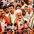 Vijayasai Reddy campaigns in Vizag for GVMC elections
