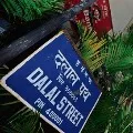 Stock markets close in red today