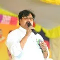 Varla Ramaiah hits out CM Jagan mentality after police stoppage Amaravati women at Prakasham Barrage