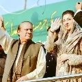 Nawaz Sharif warns PM Imran and top three military generals