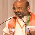 bandi sanjay slams trs government